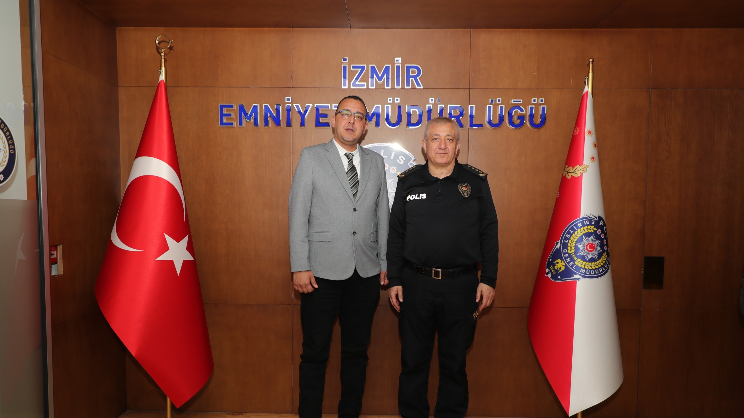 İZMİR EMNİYET MÜDÜRÜ SAYIN CELAL SEL'İ ZİYARET